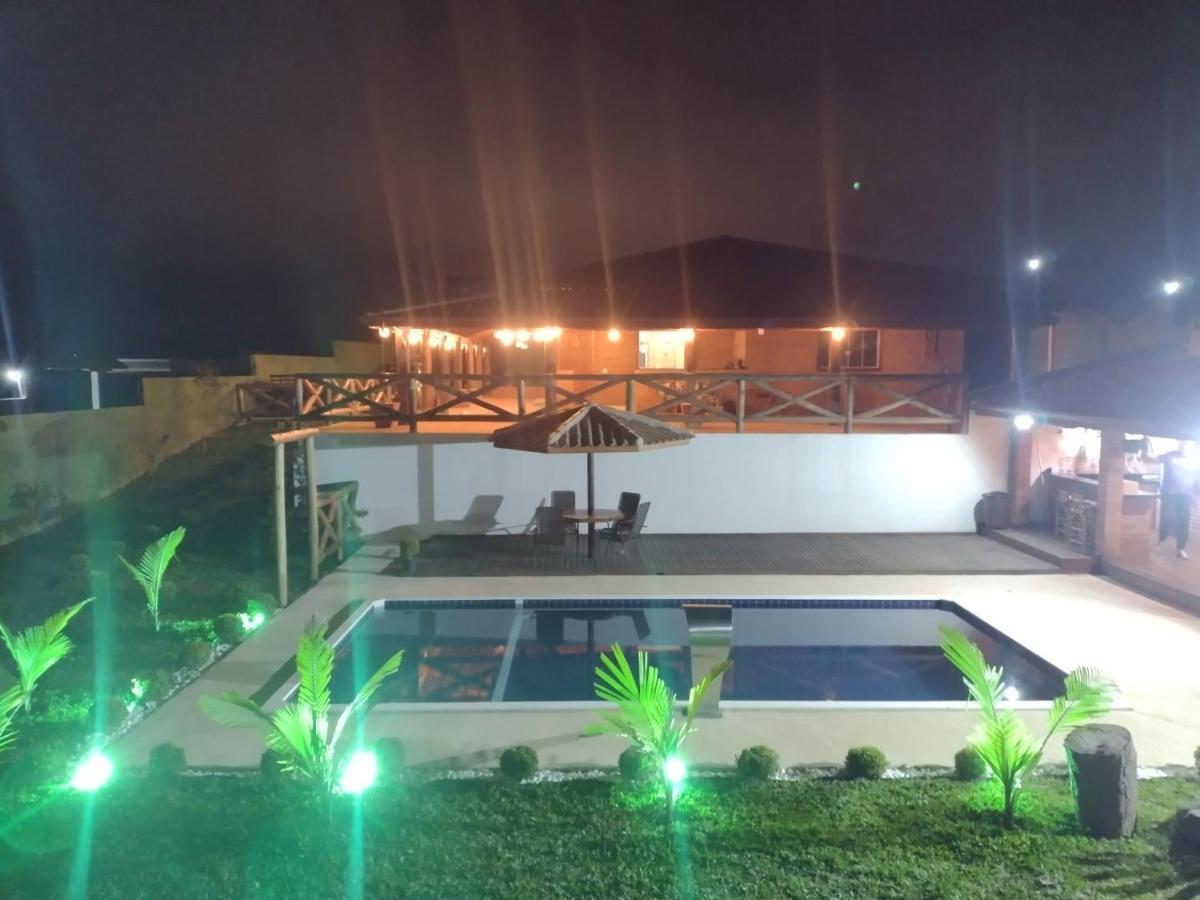 Chacara Alto Padrao Em Igarata Villa Kültér fotó